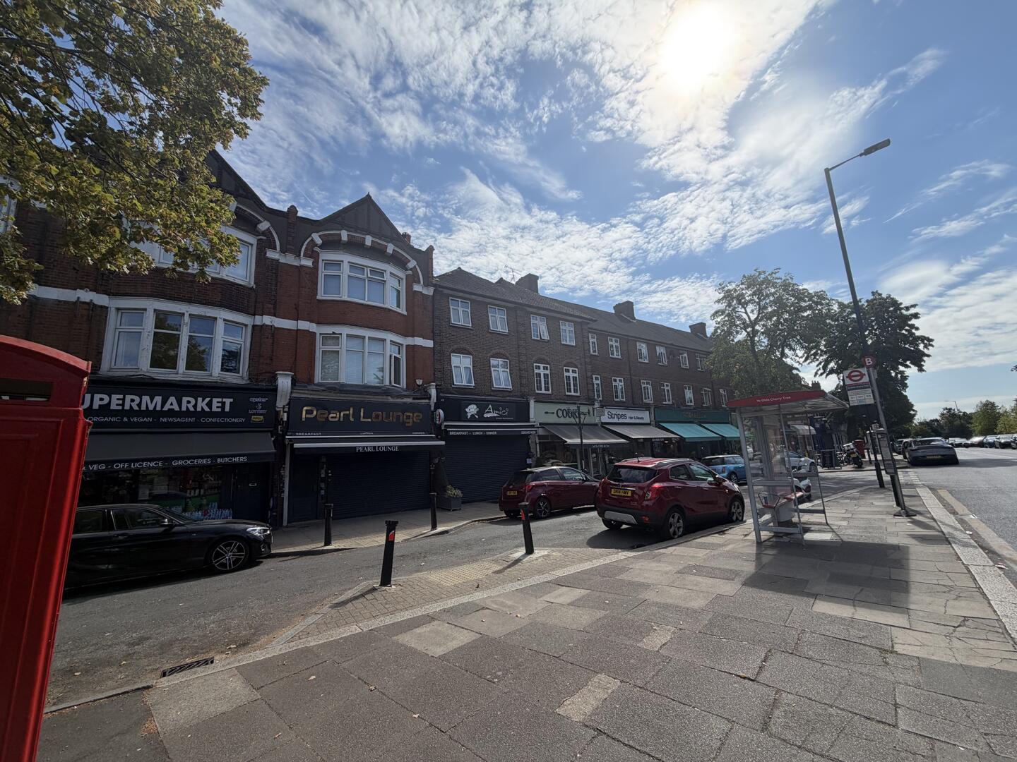 50D, Cannon Hill, Southgate photo 2