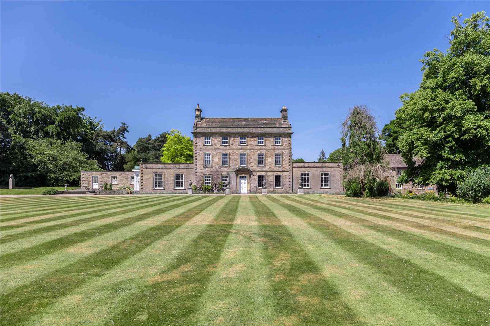 10 bedroom detached house for sale 0