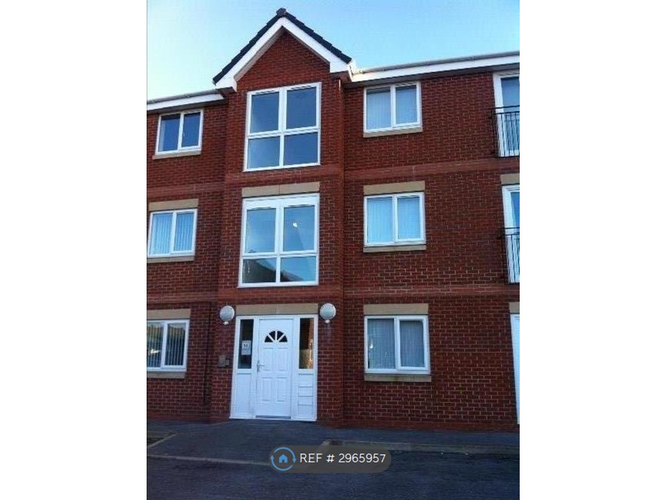Flat, Christleton Close, Prenton photo 5
