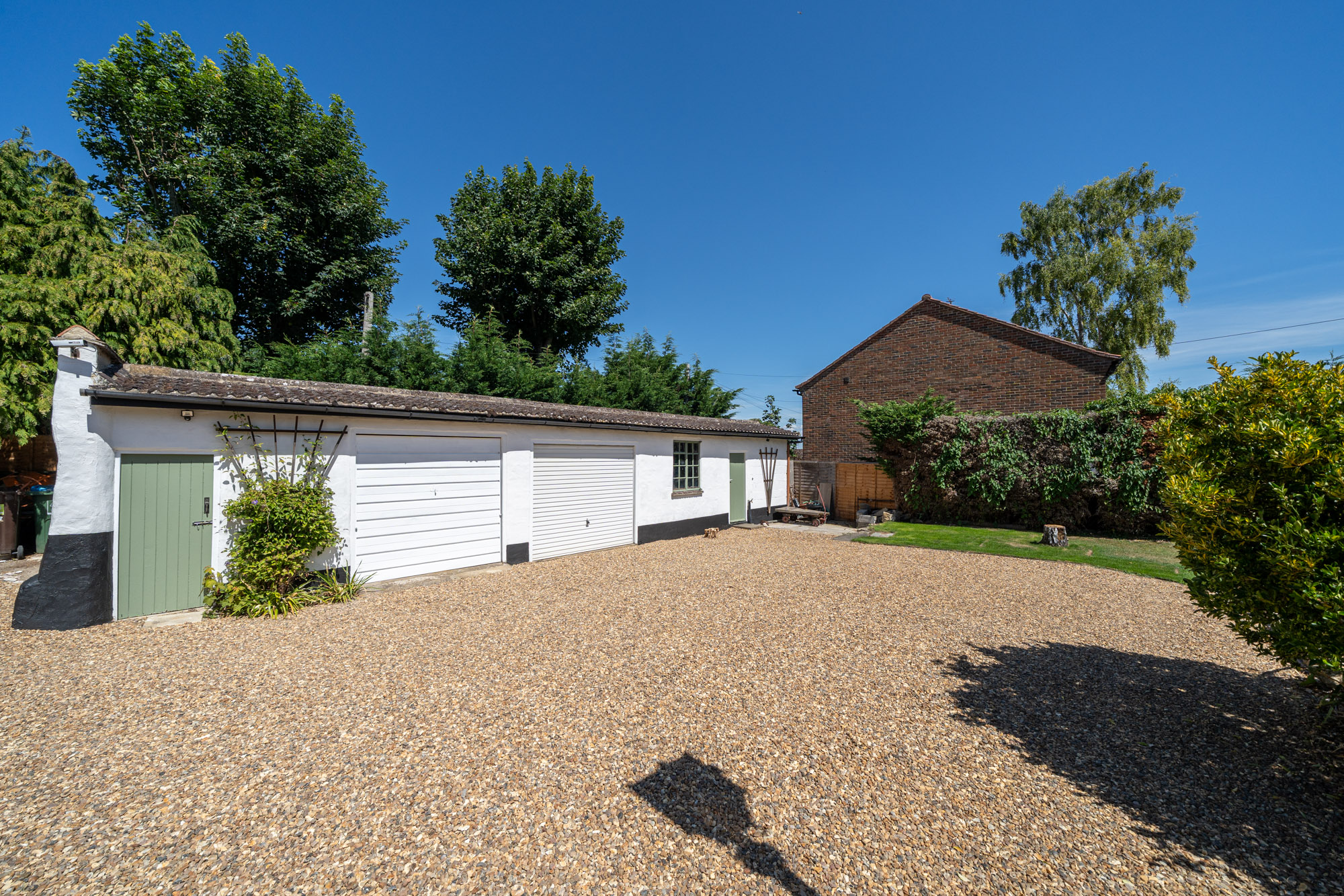 5 bedroom detached house for sale 0