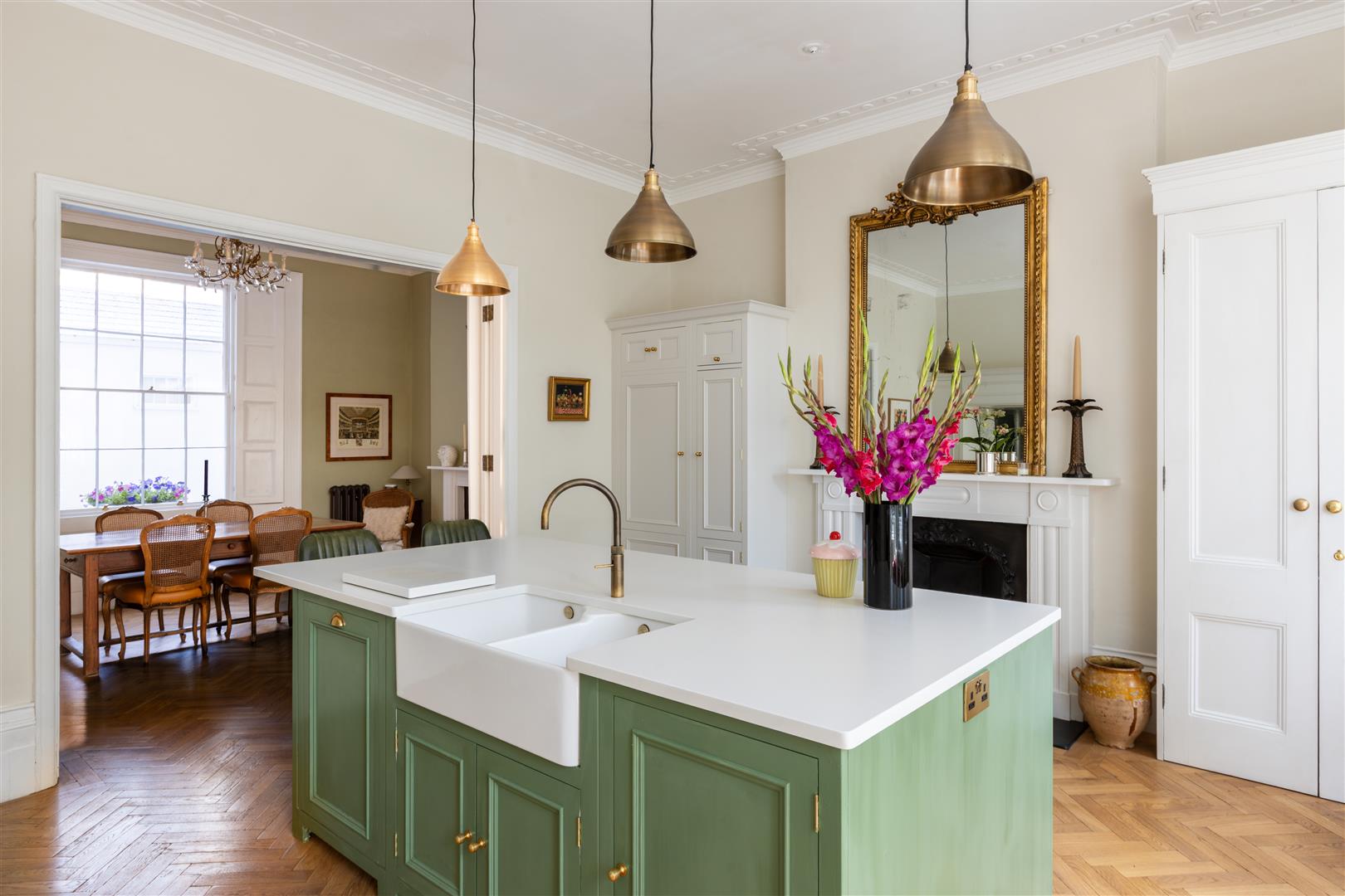 5 bedroom town house for sale 0