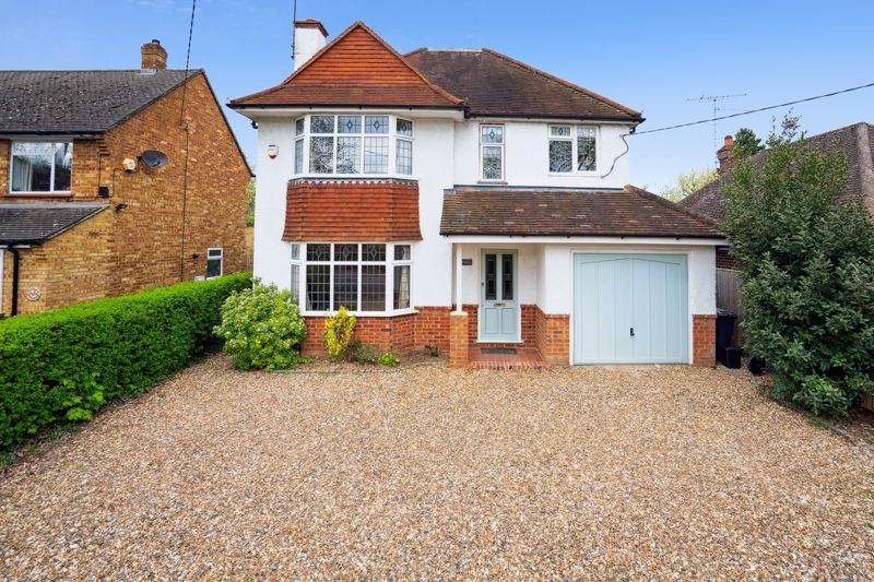 4 bedroom detached house for sale 0