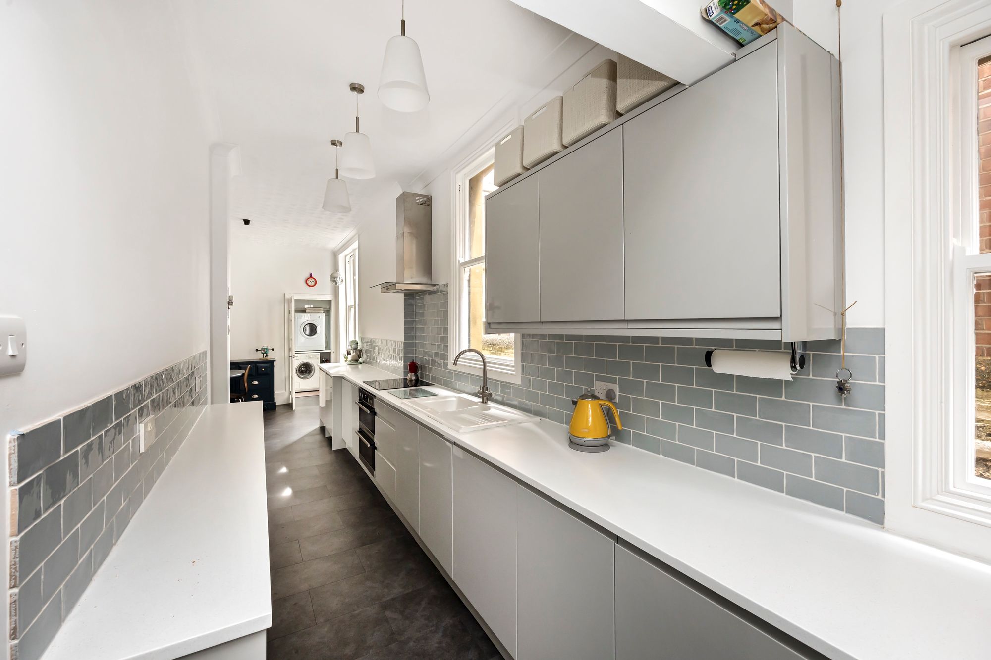 5 bedroom semi-detached house for sale 0