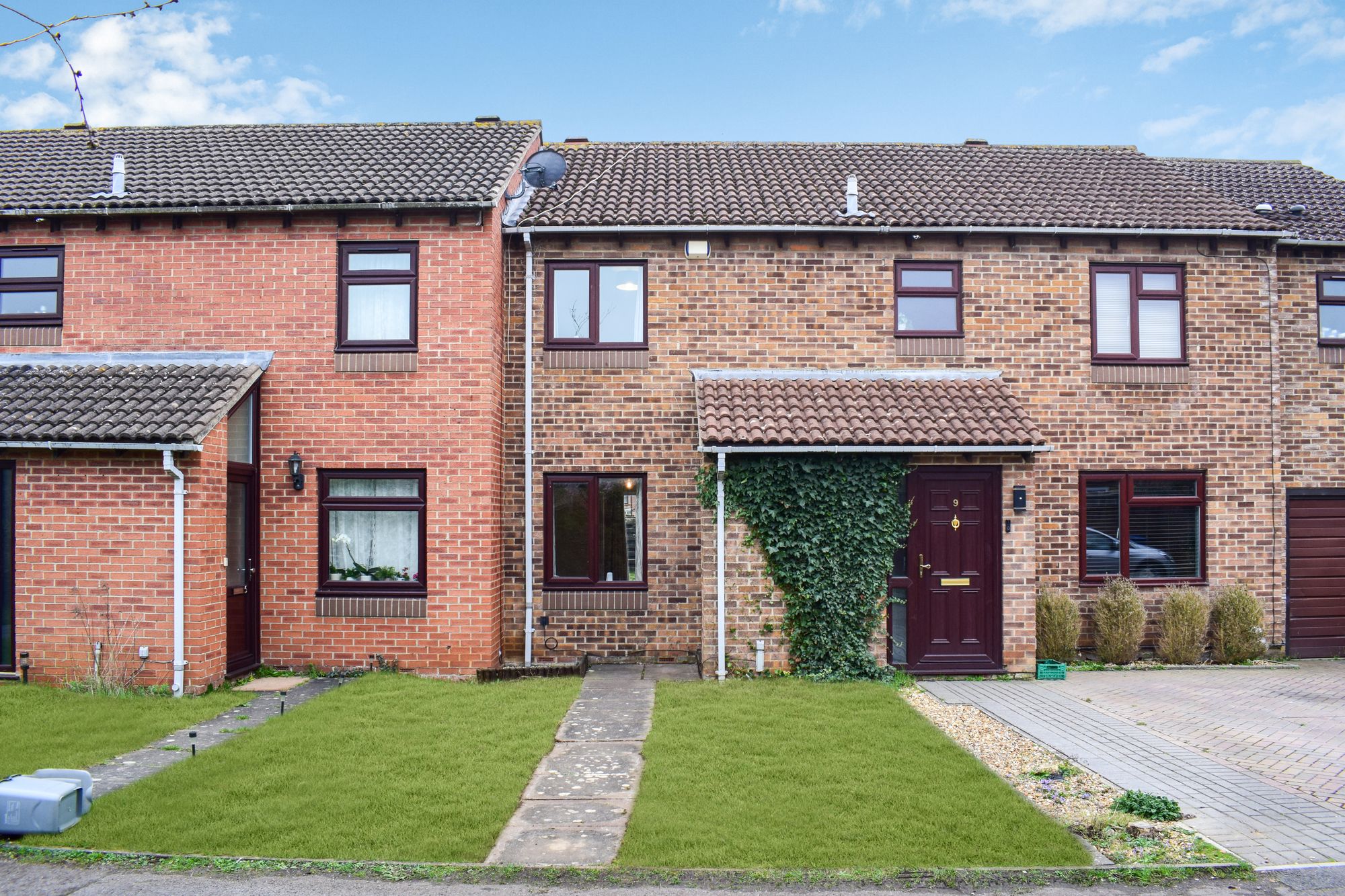 2-bed house on 7 Flatford Place, Kidlington, Kidlington, £290,000