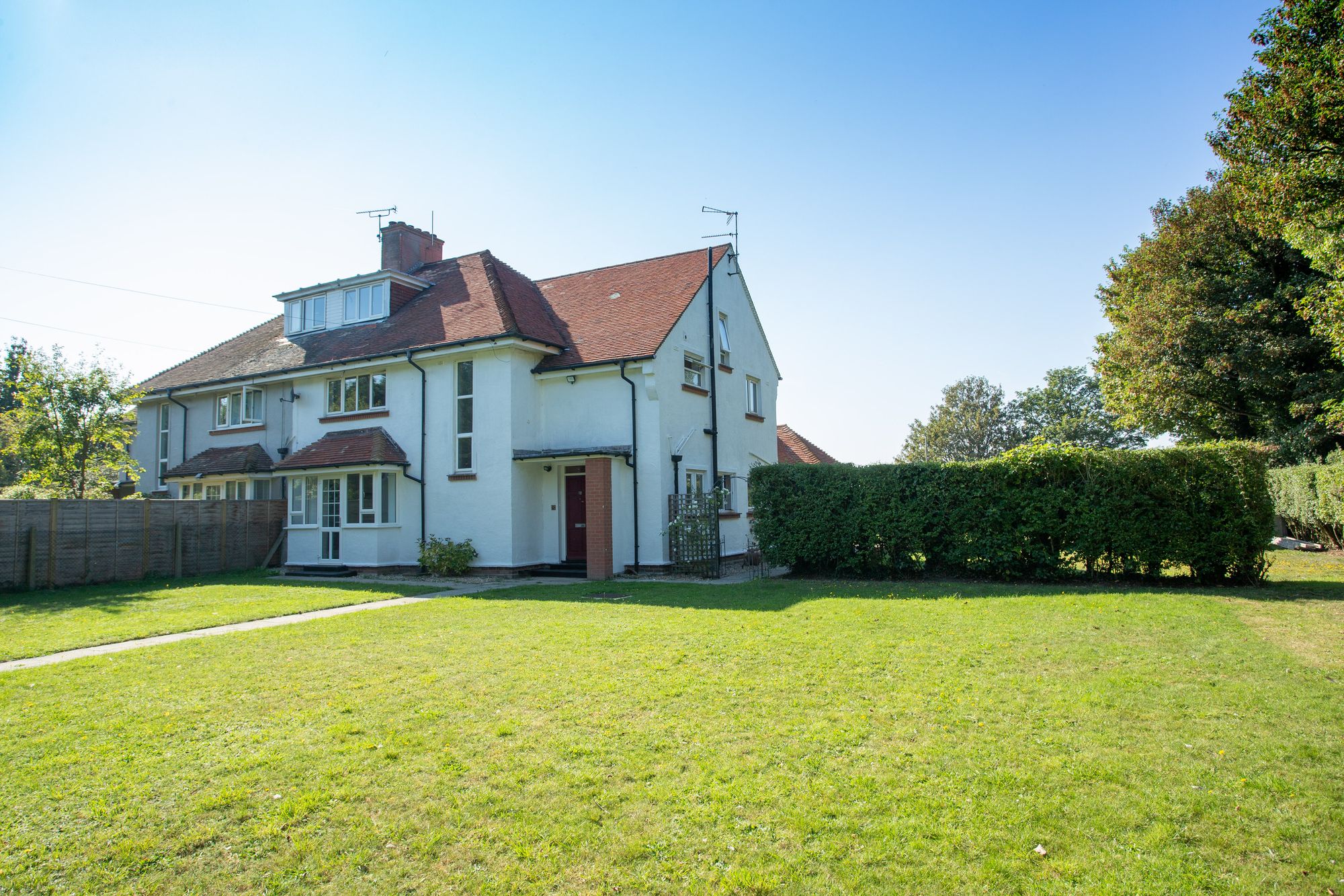 Free property report 18, Manston Court Road, Manston, Ramsgate, CT12 ...
