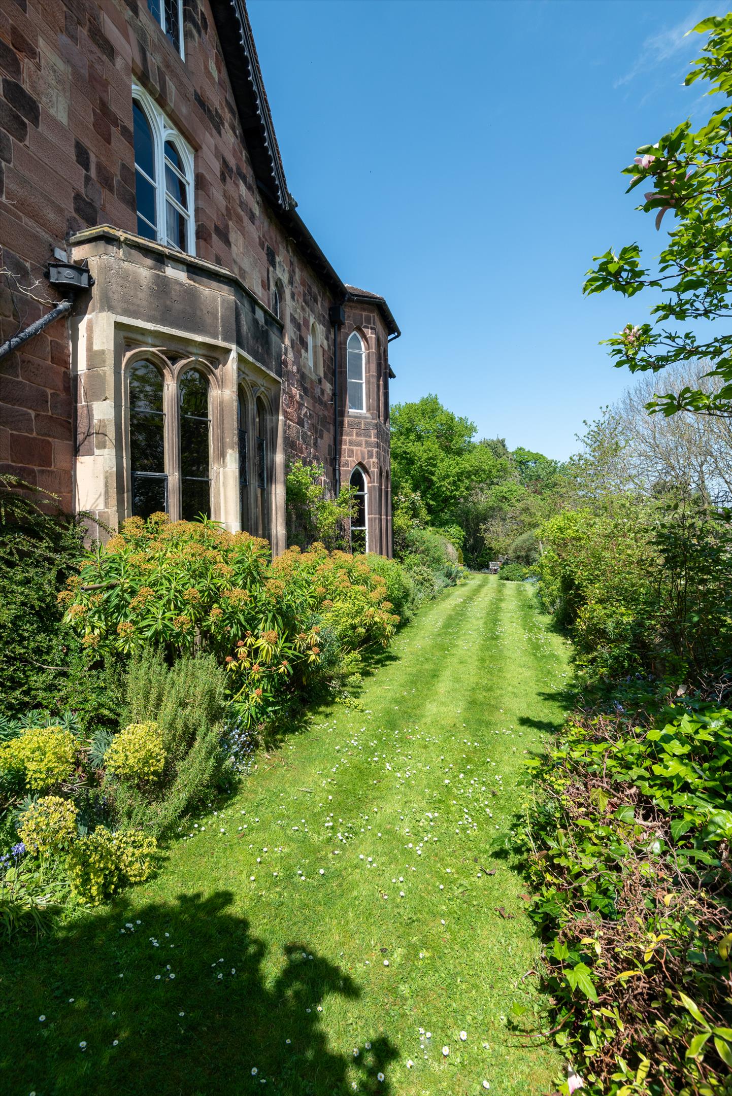 5 bedroom town house for sale 0