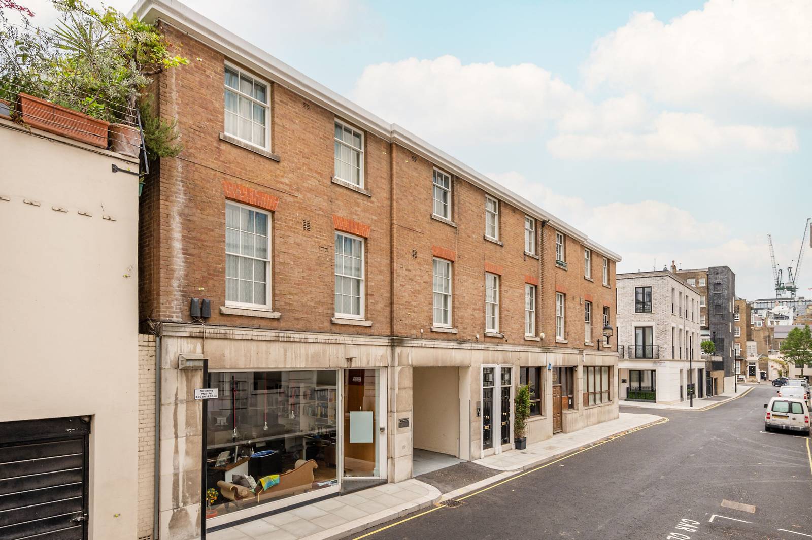 5 bedroom maisonette for sale 0
