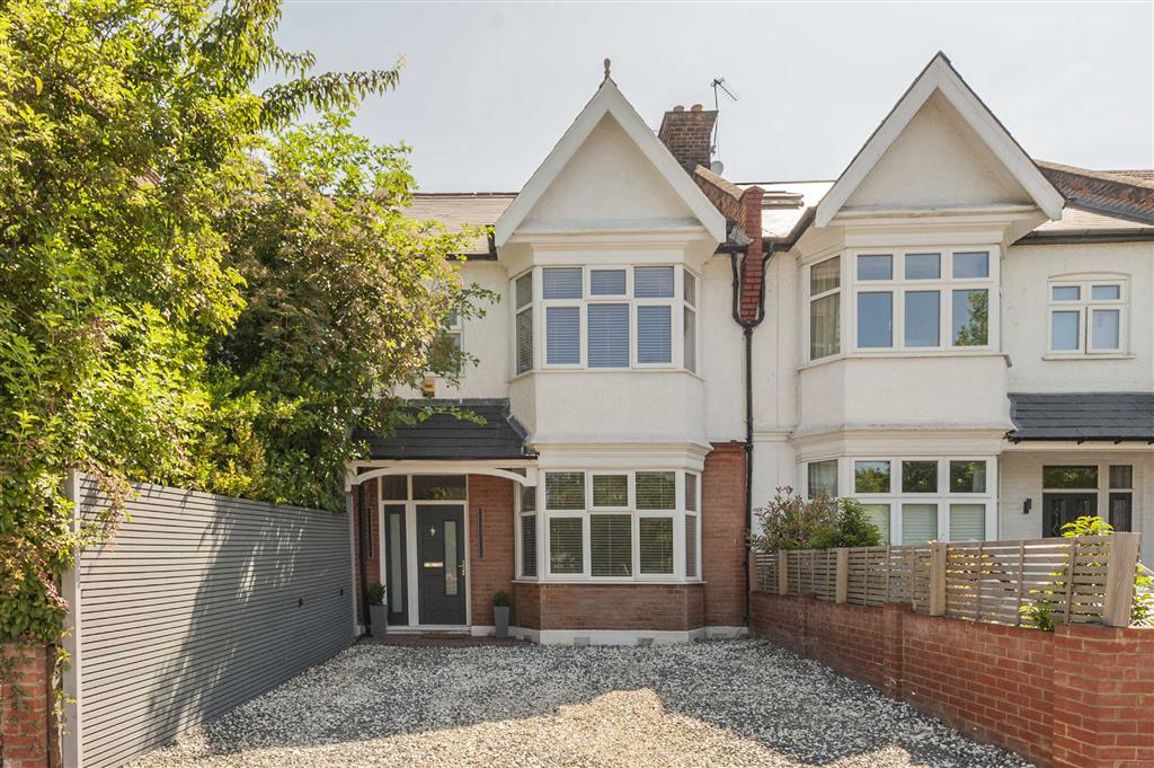 4 bedroom terraced house for sale 0