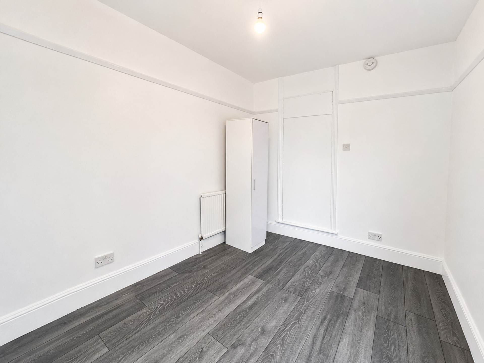 Flat 3, High Town Road, Luton photo 4