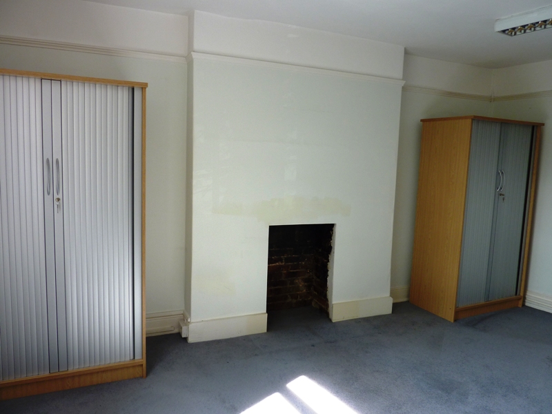 Photos of East Street, Farnham GU9 59905821 Zoopla