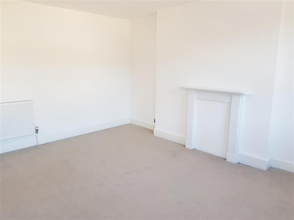 2 Bedrooms Flat for sale in West Hill Road, St. Leonards-On-Sea TN38