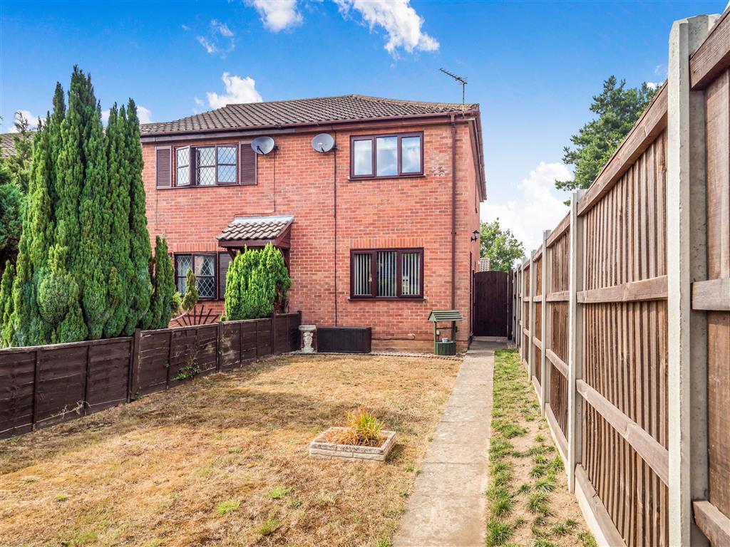 Free property report 7 School Court, Felthorpe, NR10 4EE Chimnie