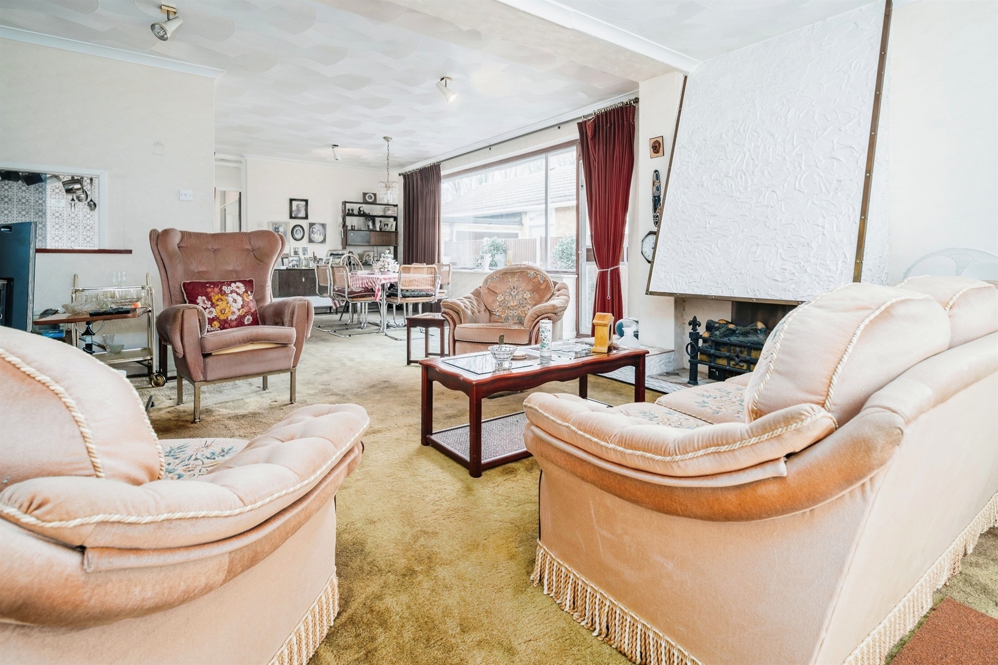 Photos of Buttondene Crescent, Broxbourne EN10 66707836 PrimeLocation