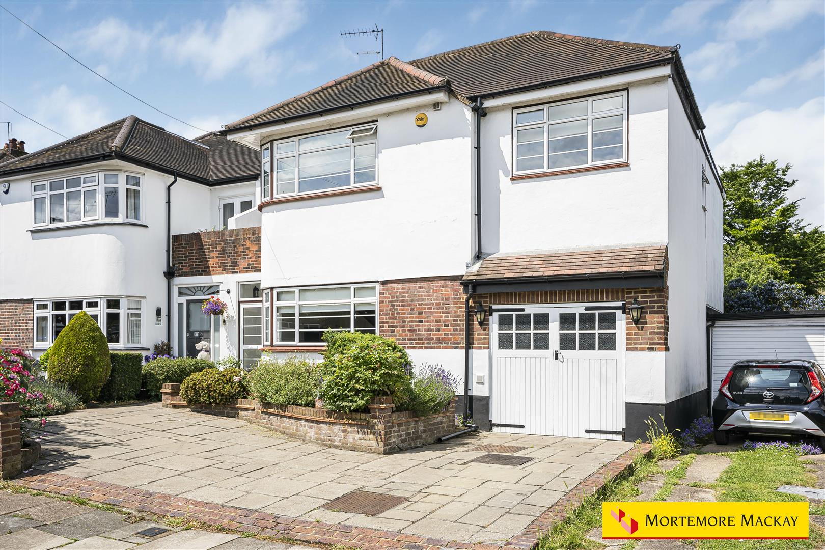 5 bedroom semi-detached house for sale 0