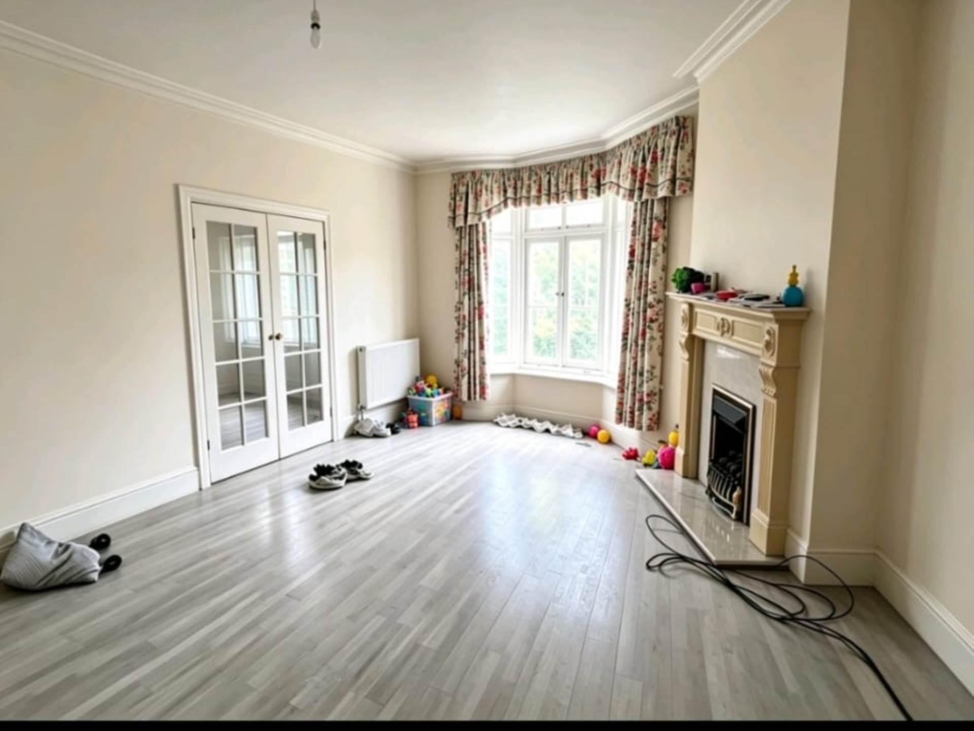 8, Dersingham Avenue, London photo 2