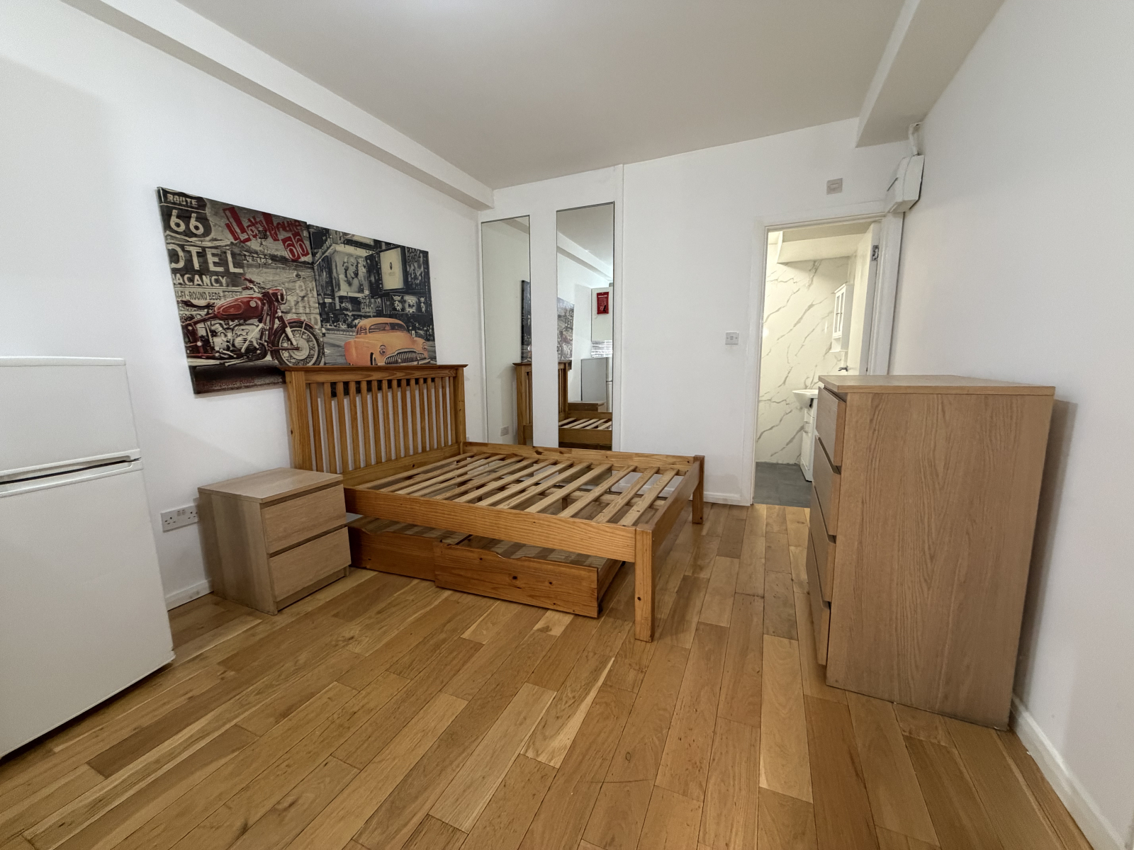 274B HIGH ROAD, WOOD GREEN, LONDON, LONDON photo 2