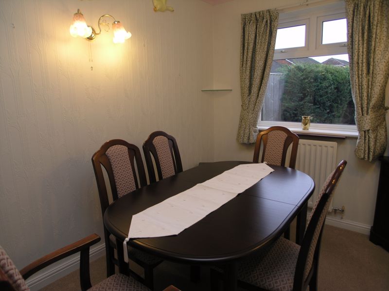 Photos of Higgs Field Crescent, Cradley Heath B64 60492010