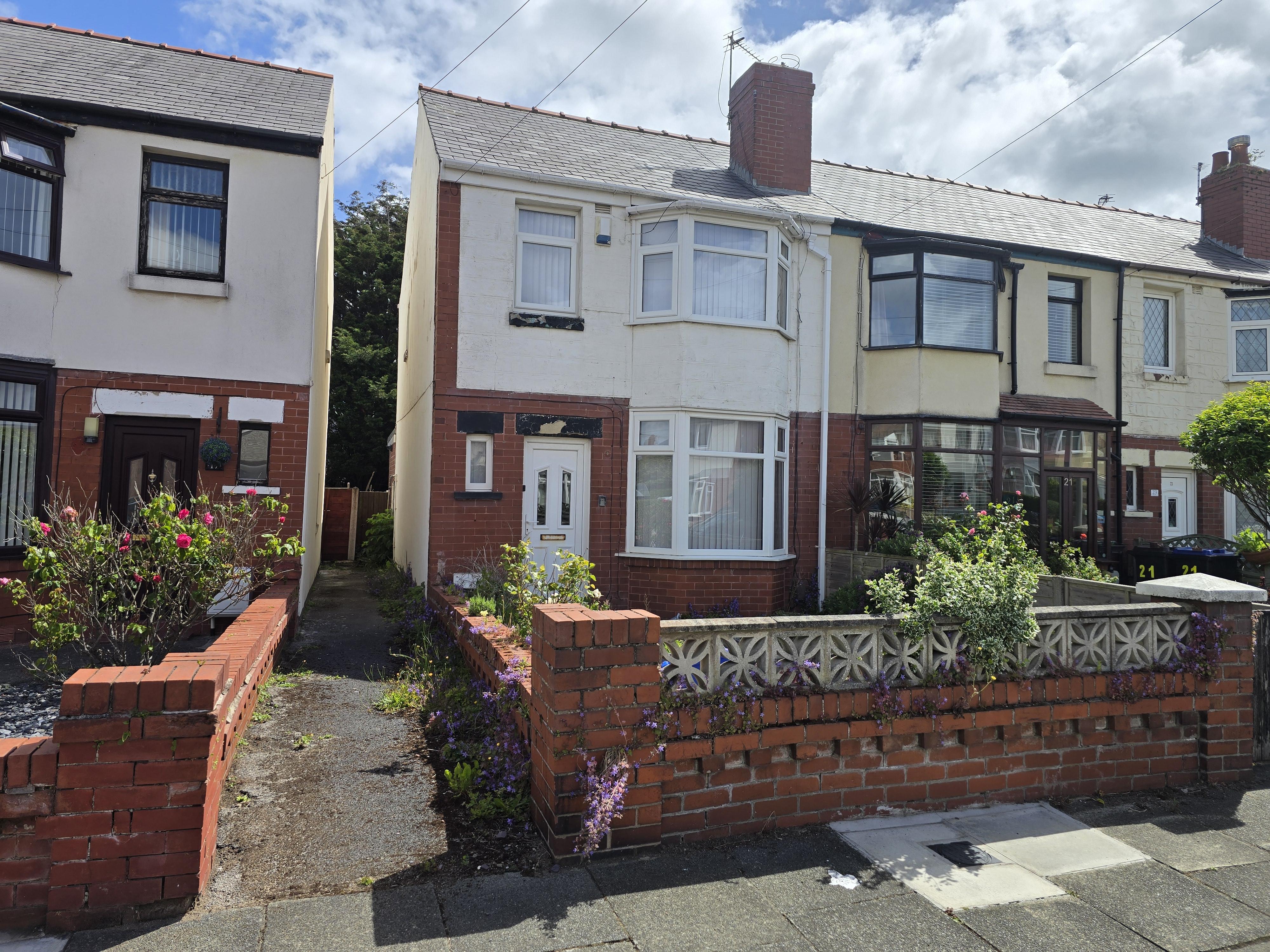 19, Loxham Gardens, Blackpool photo 5