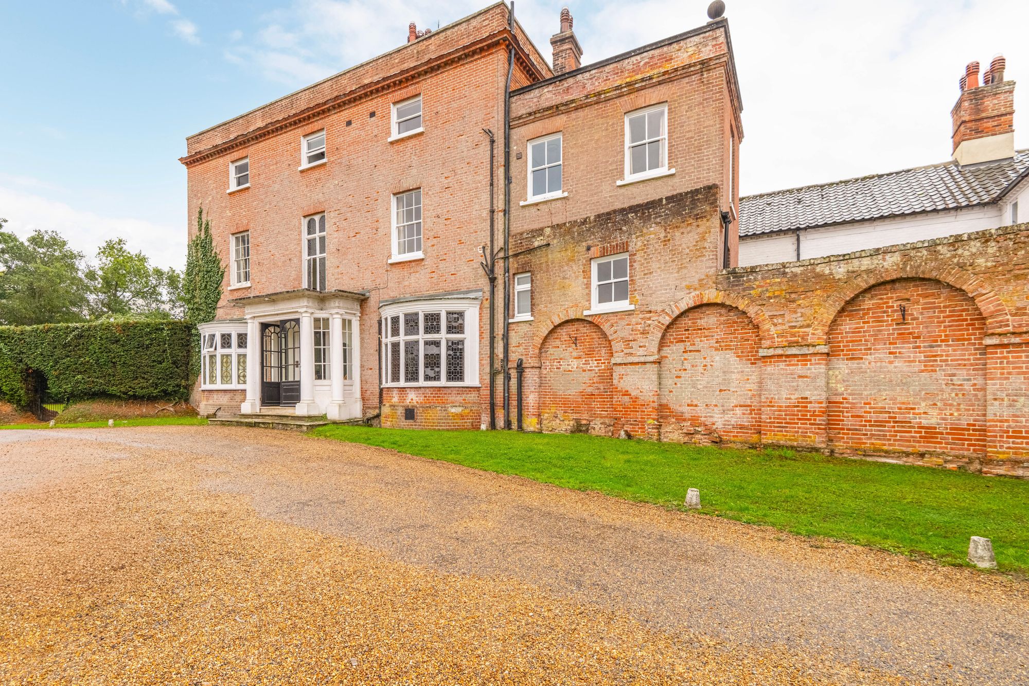 Flat 2, Ditchingham House Norwich Road, Bungay photo 2