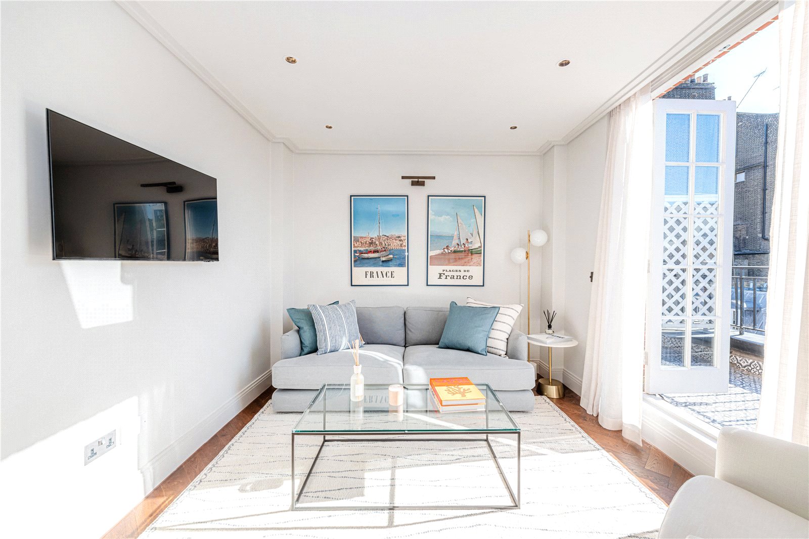 Flat O, 48, Berkeley Square, London photo 3