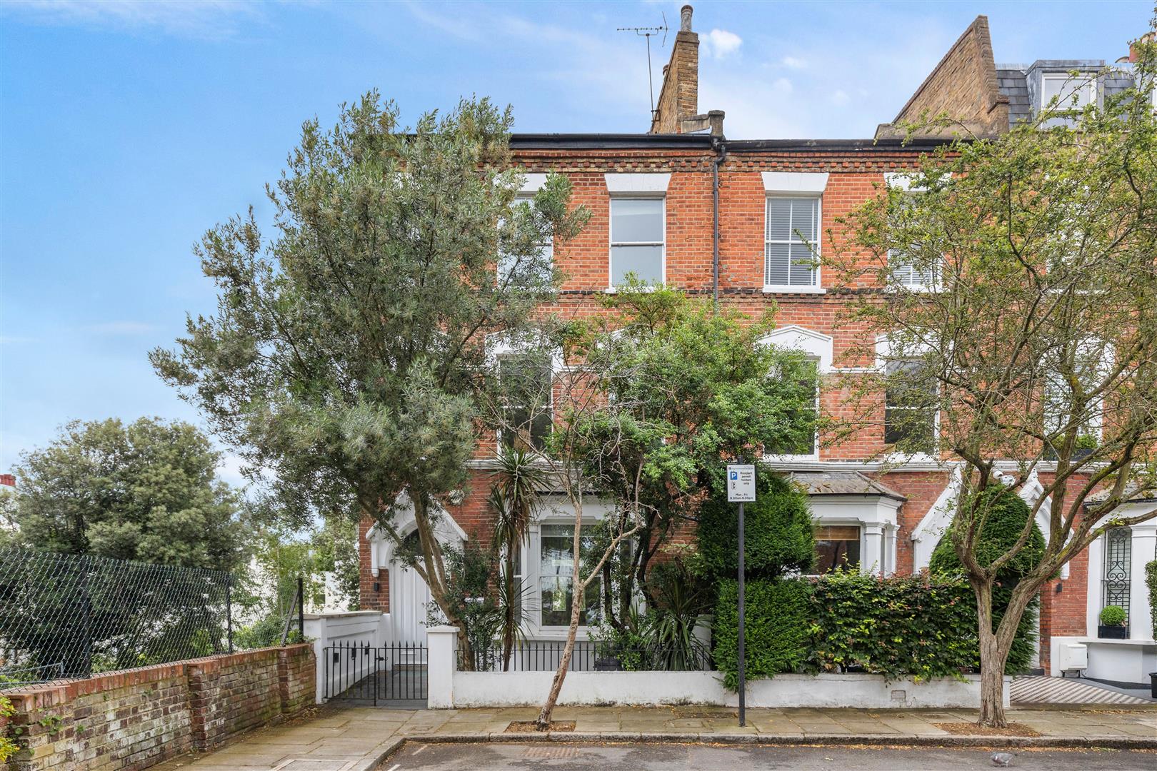 5 bedroom terraced house for sale 0