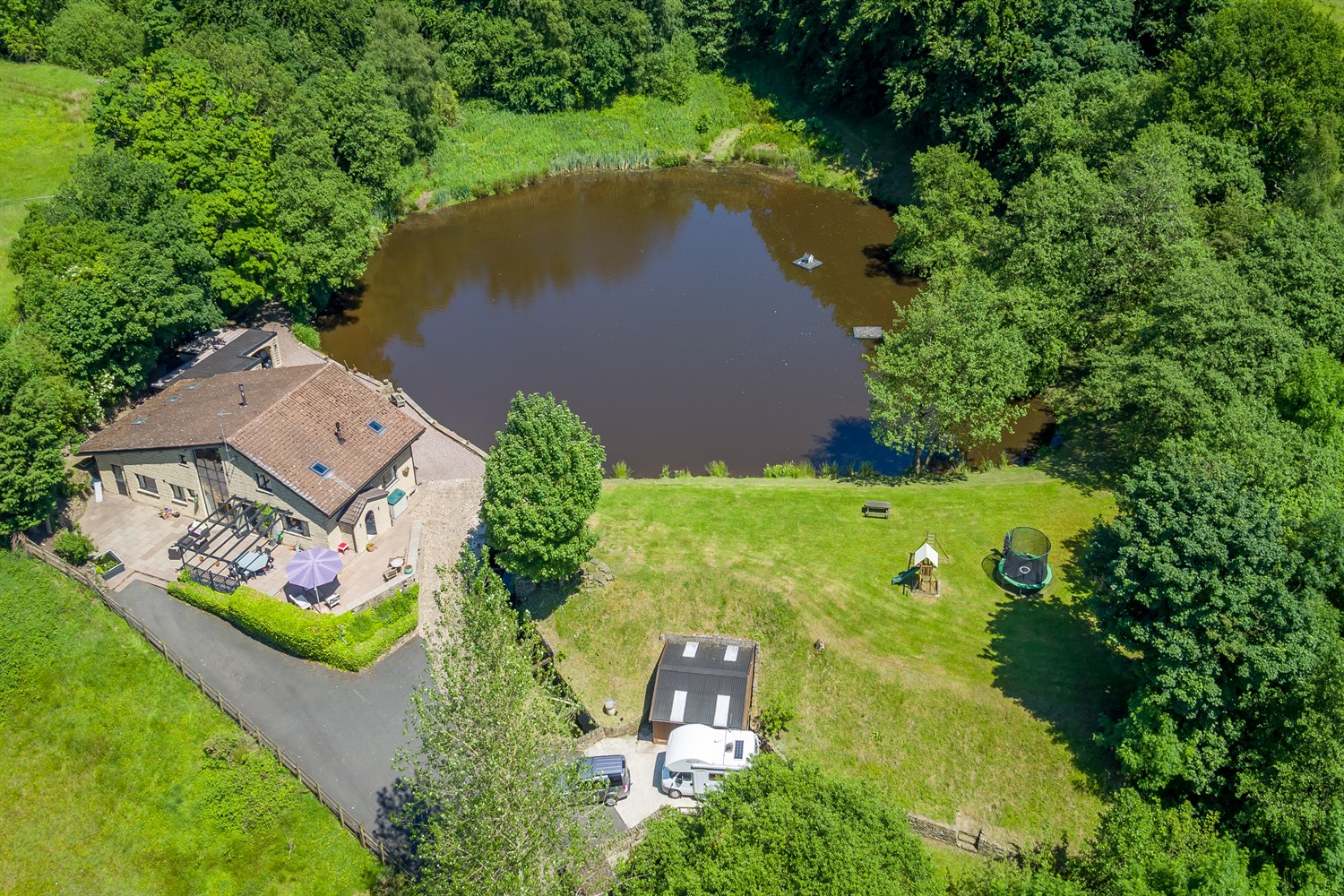 5 bedroom detached house for sale 0