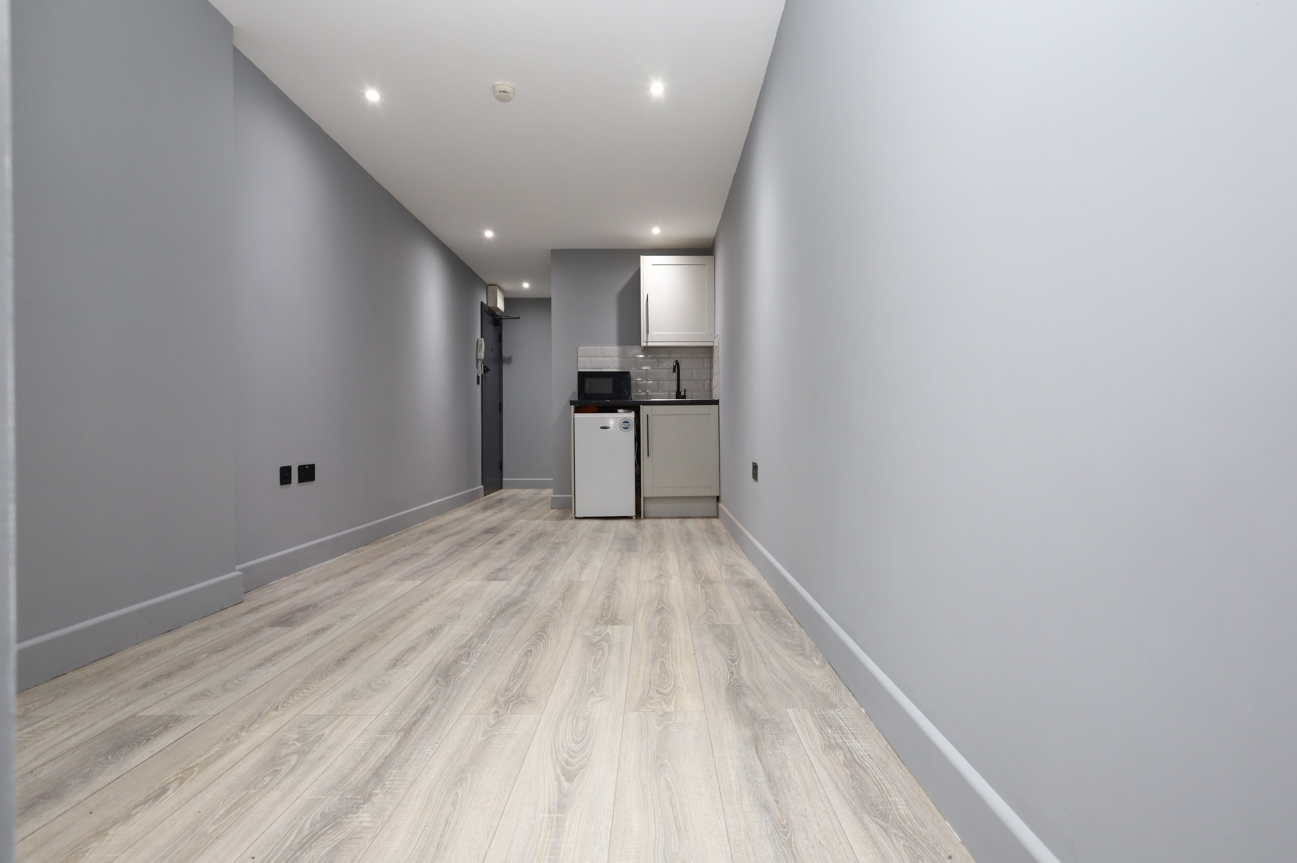 101, Cortis Road, London photo 3