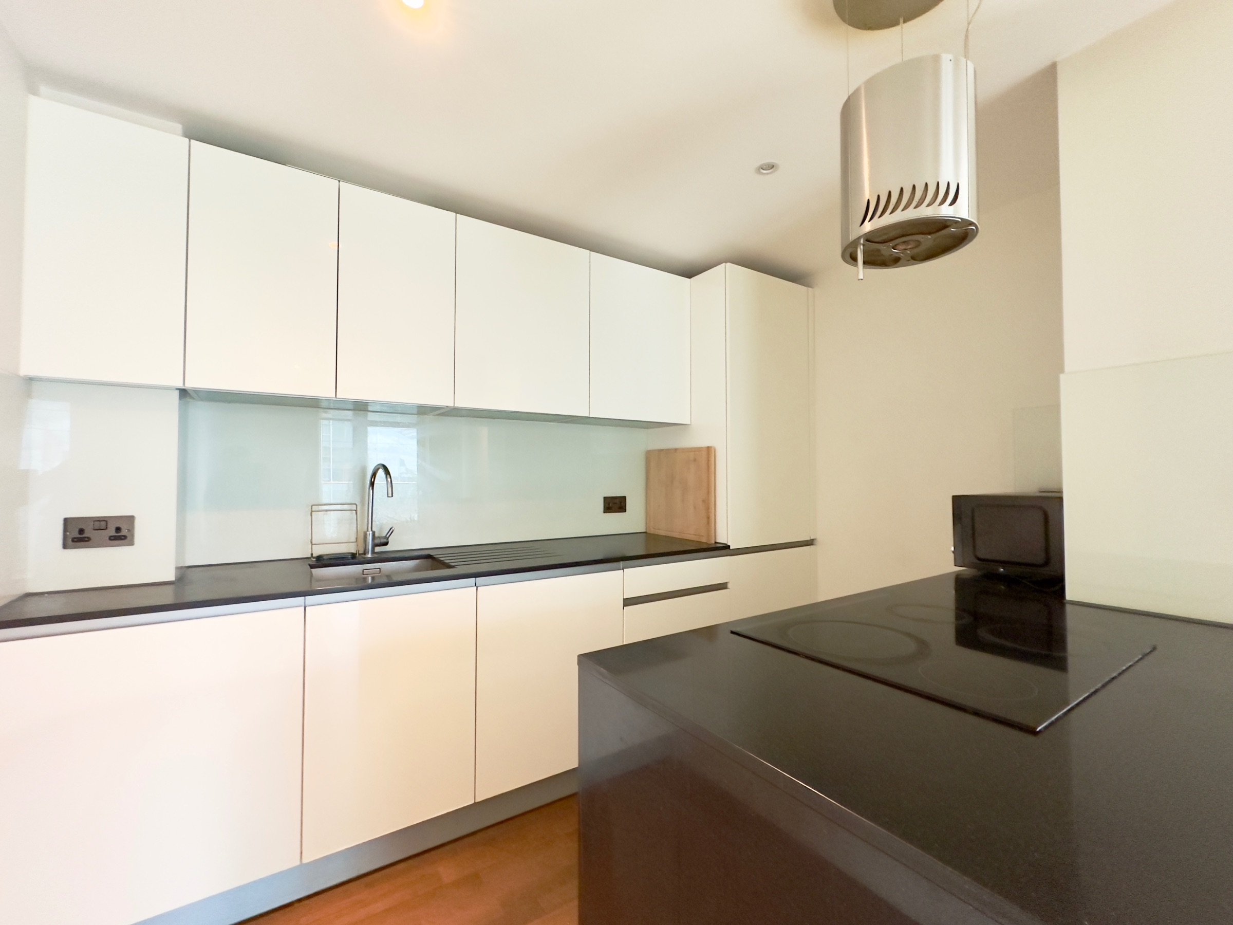 Apartment 1306, Crawford Building, London photo 4