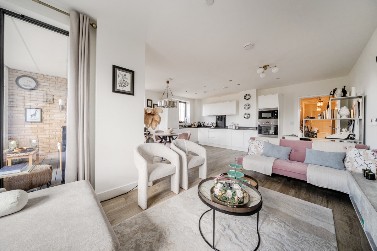 Flat 36, Marquess House, 7, Lakeside Drive, London photo 2