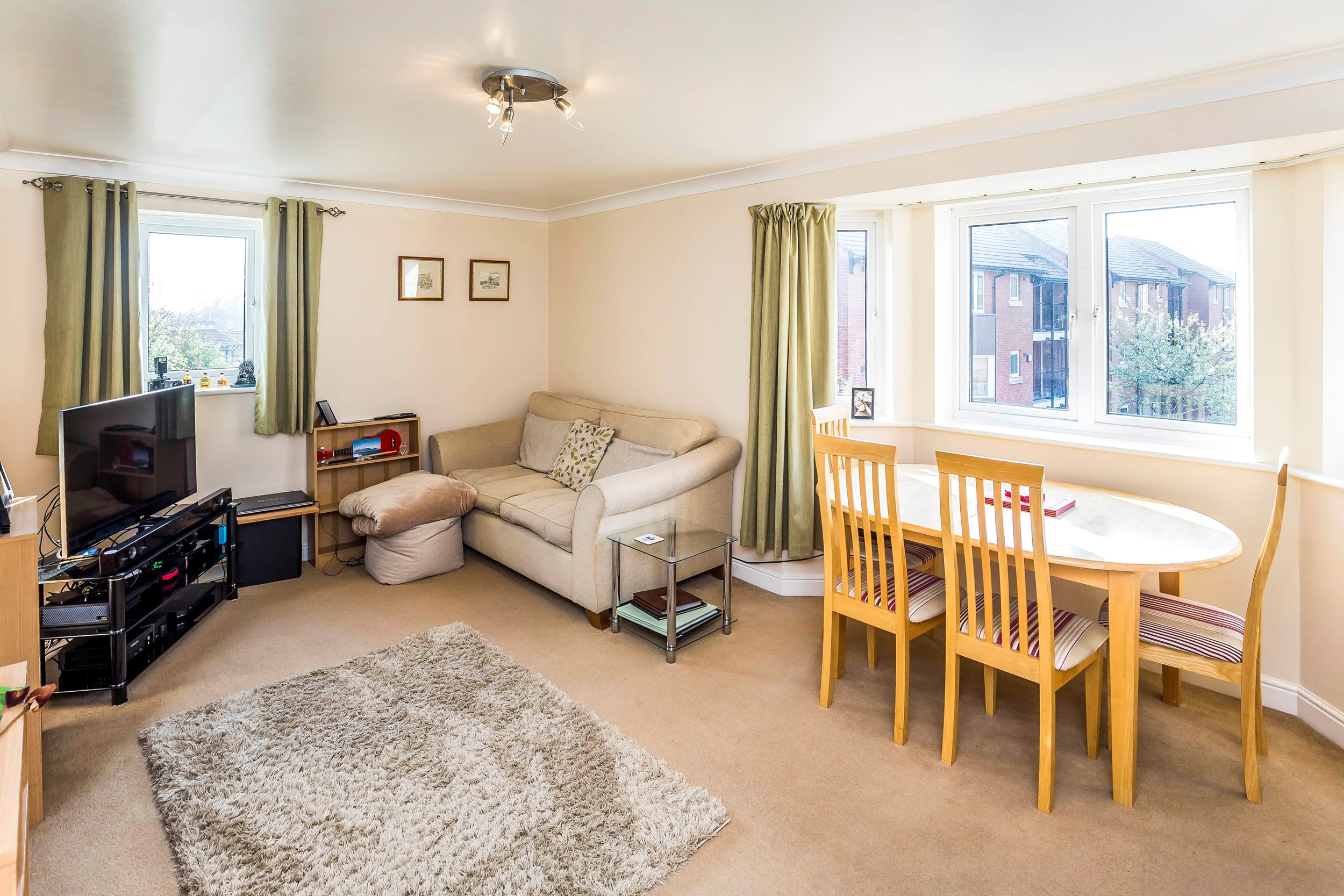 Free property report 60 Duchess Place, Chester, CH2 2JL Chimnie