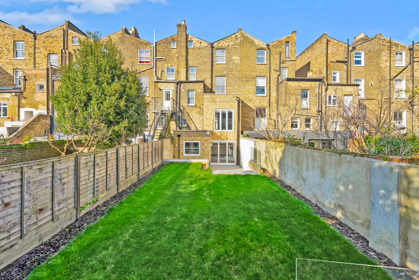 5 bedroom terraced house for sale 0