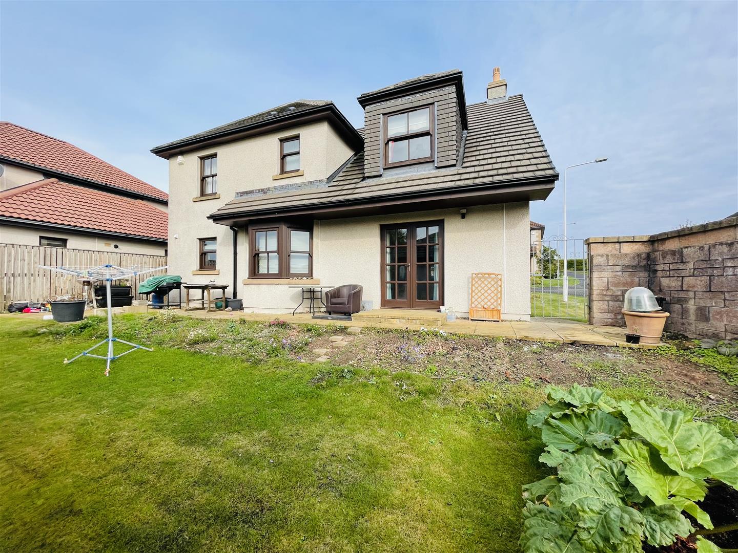 Photos of 11, Muir Gardens, St Andrews KY16 62526033 PrimeLocation