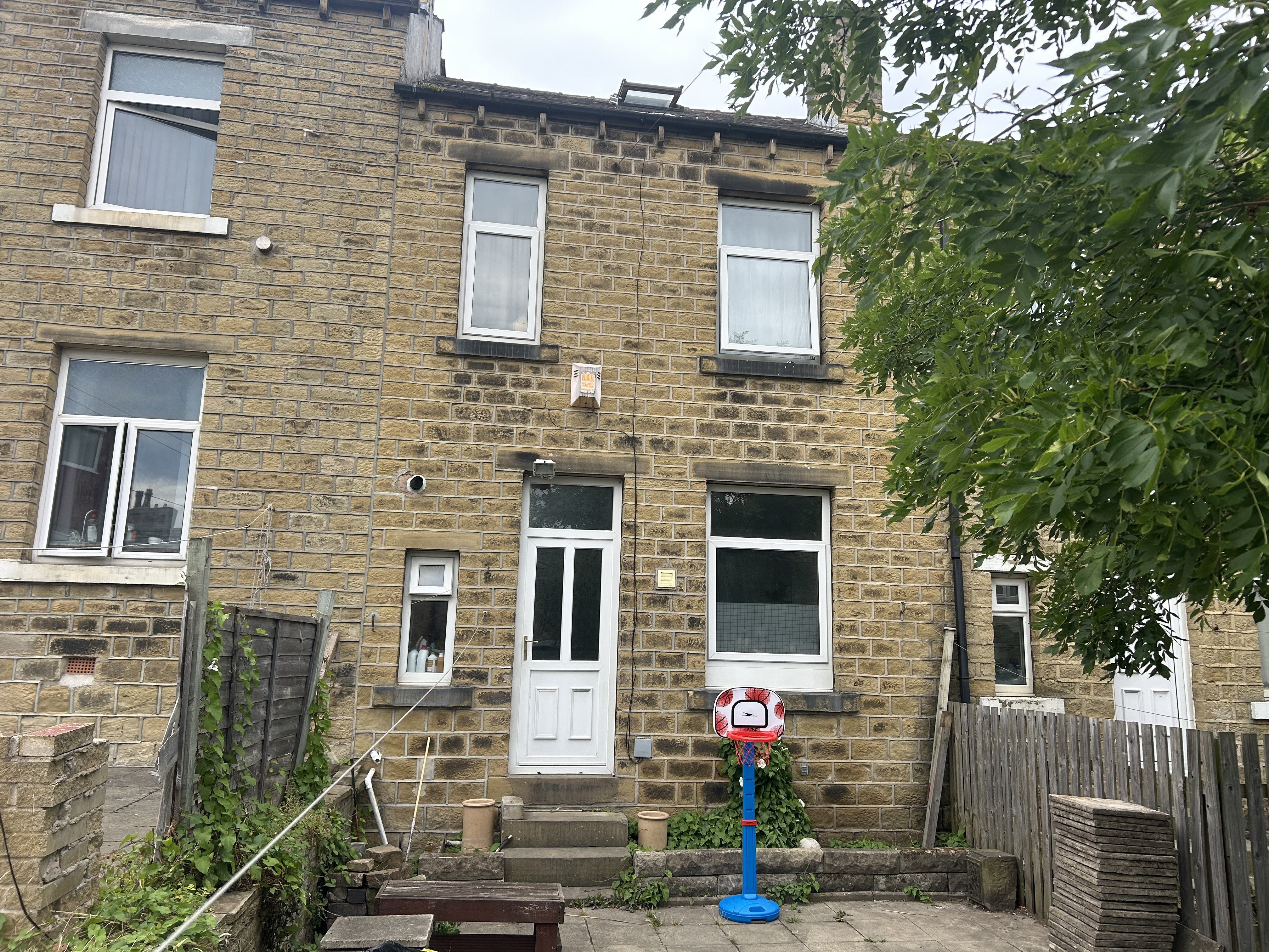33, Birkby Hall Road, Huddersfield photo 4