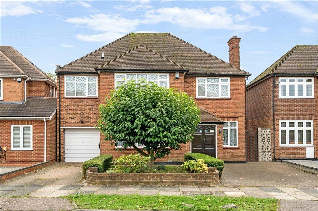 5 bedroom detached house for sale 0