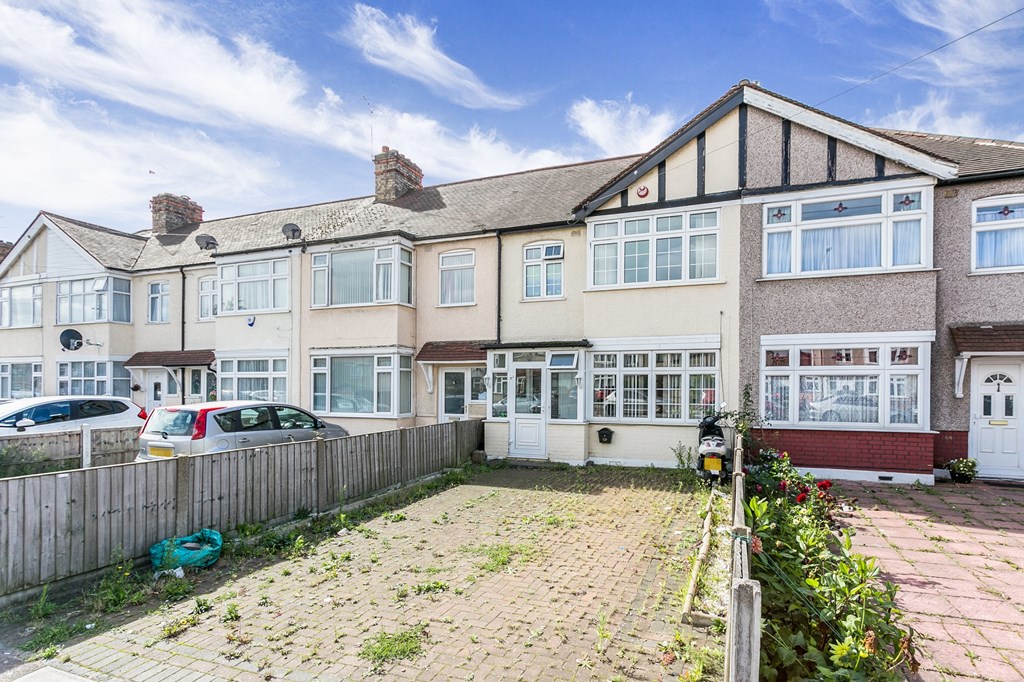 Free property report 66 Baron Gardens, Barkingside, Ilford, IG6 1PB