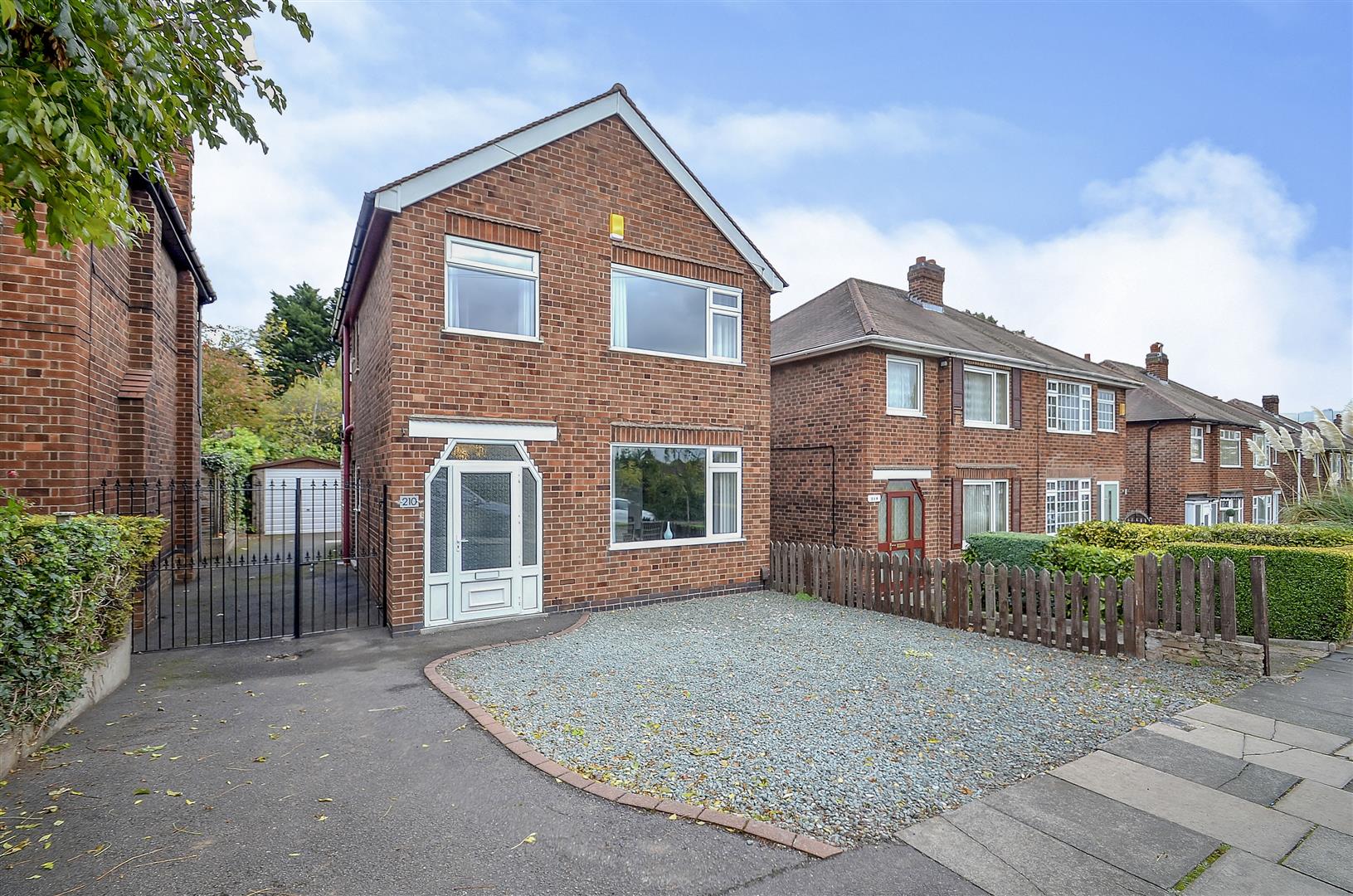Free property report 210 Stapleford Lane, Toton, NG9 6GB Chimnie