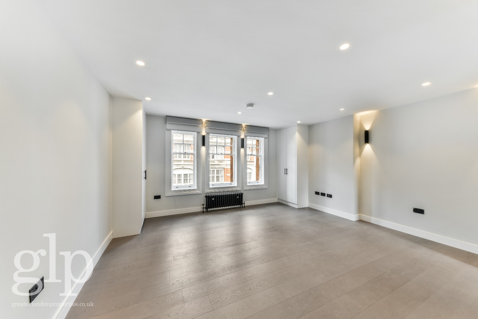 Flat 3.2, 76 Shaftesbury Avenue, Greater London photo 4