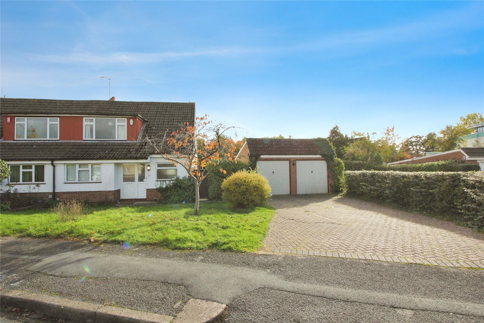 4-bed house on 3, Keswick Close, Reading, £450,000