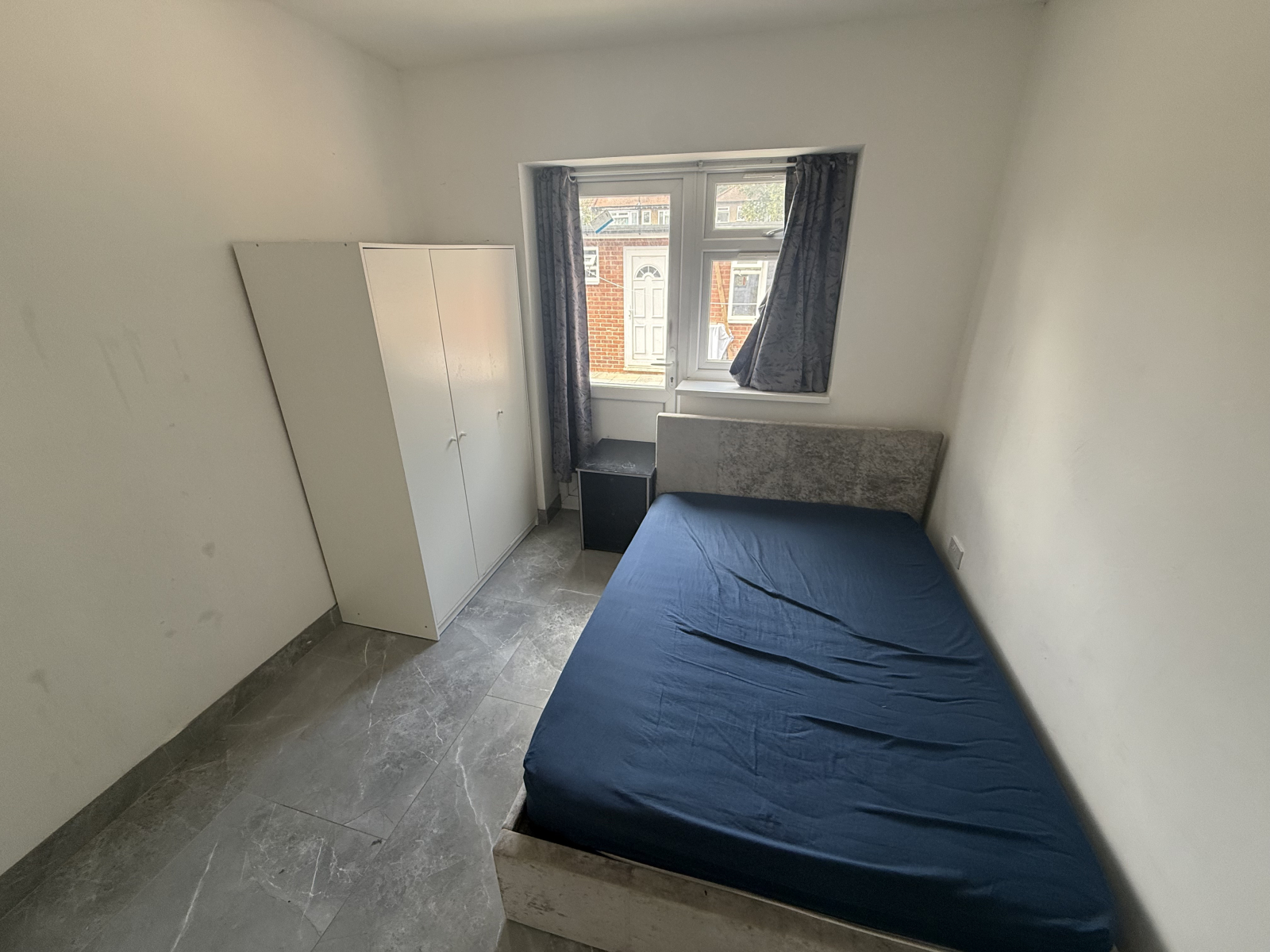57 Rutland Road, SOUTHALL photo 3
