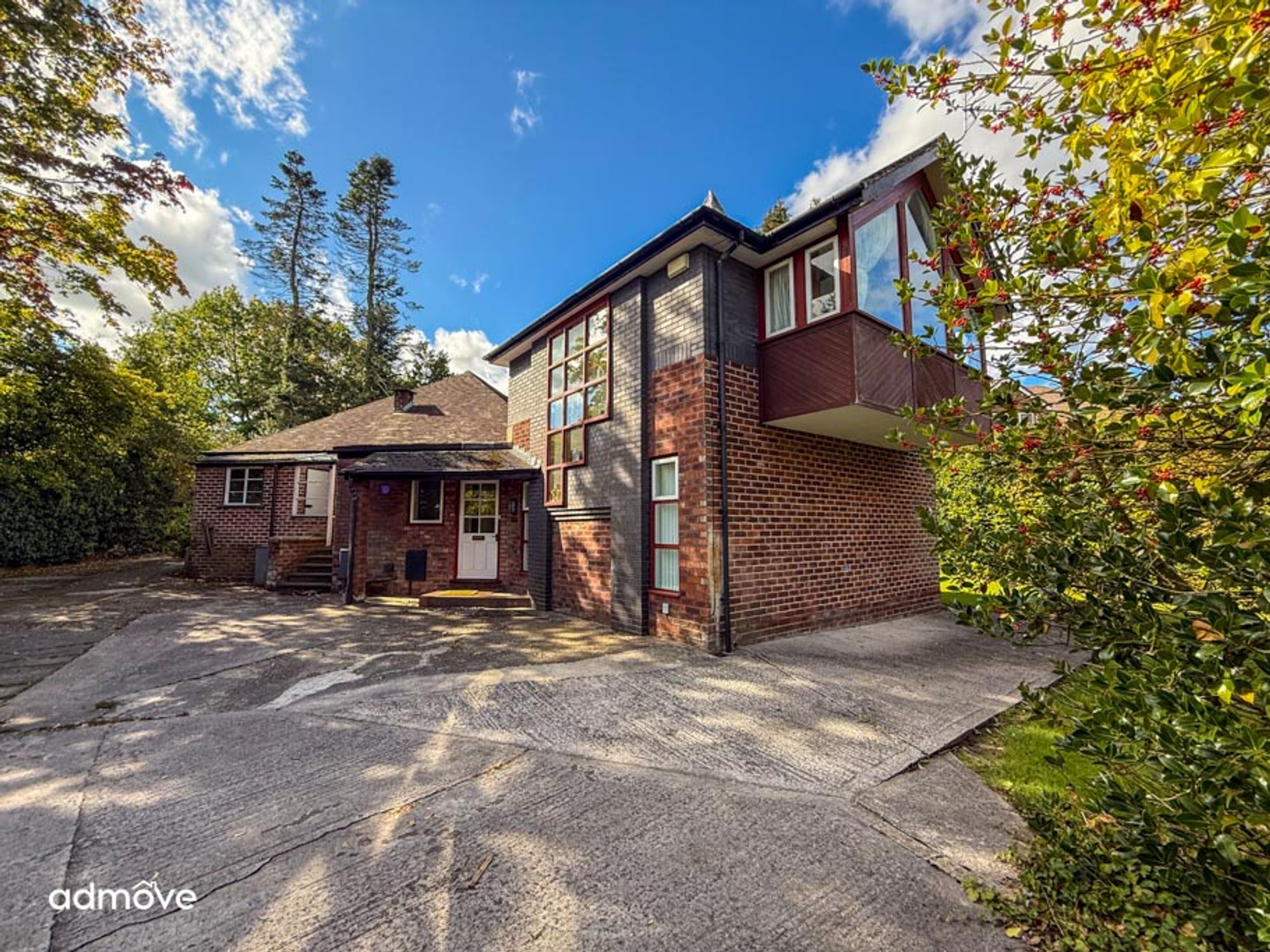 6 bedroom property for sale 0