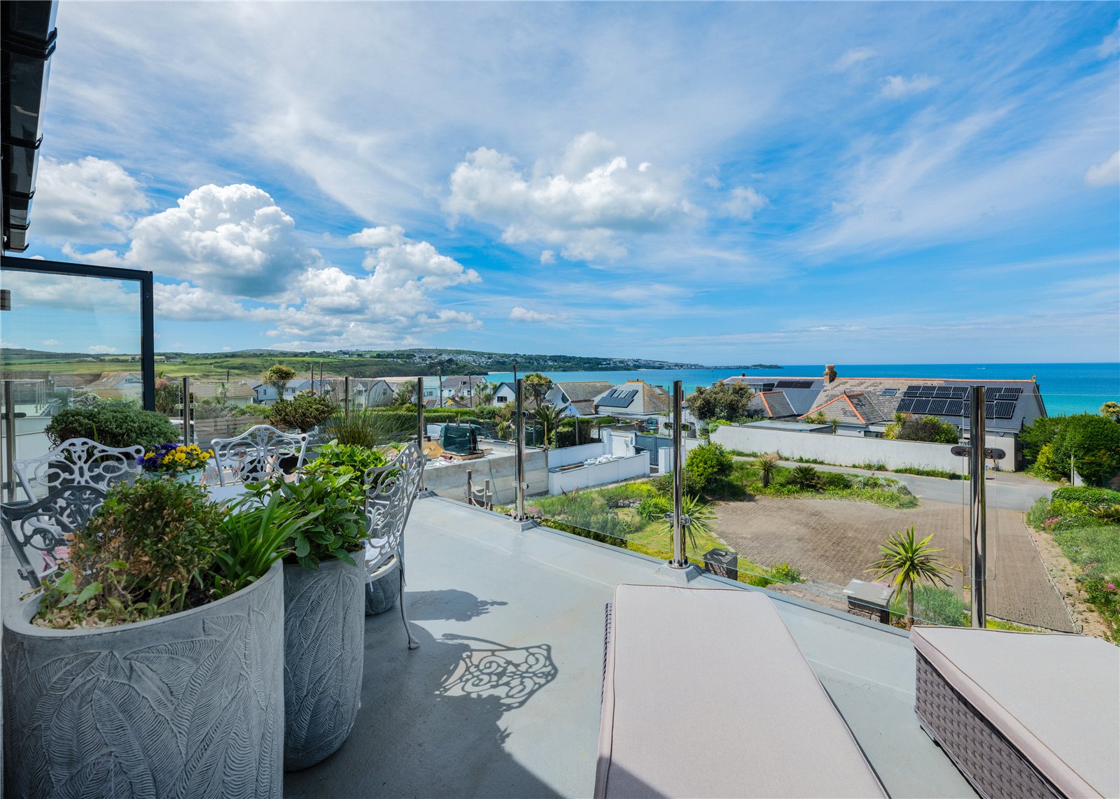 5 bedroom detached house for sale 0