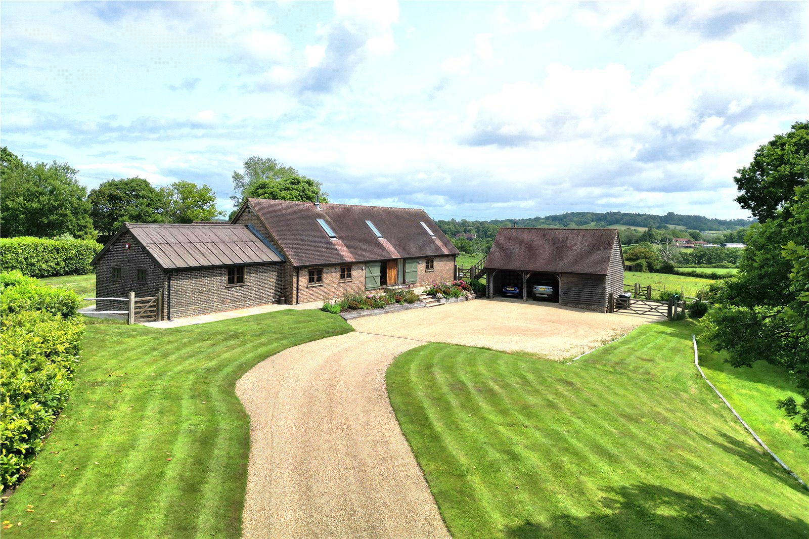 4 bedroom property for sale 0