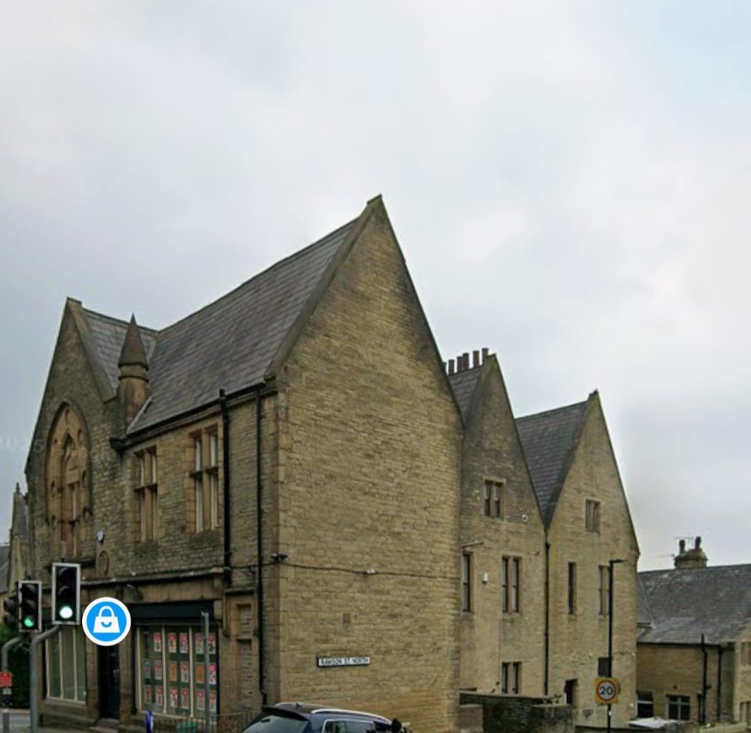51 Boothtown News Booze,, Boothtown Road, Halifax photo 5