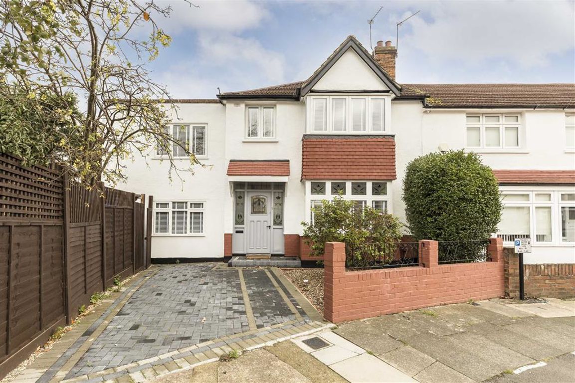 5 bedroom terraced in LONDON