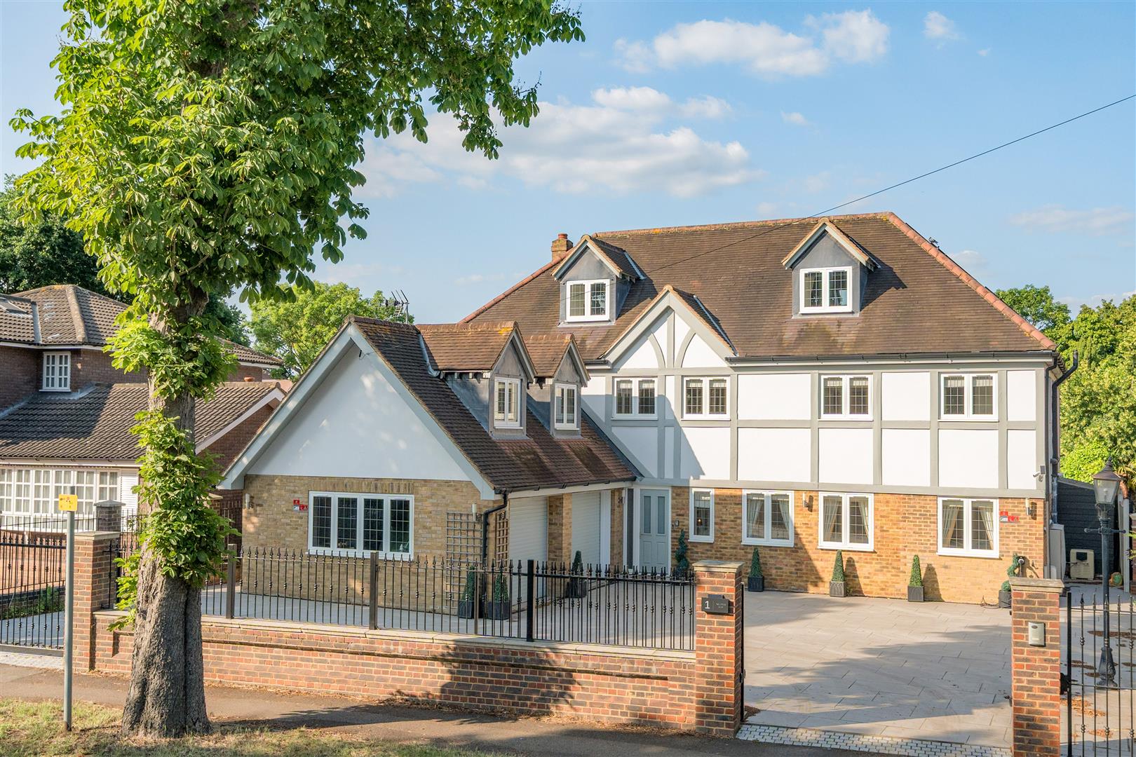1 bedroom flat for sale