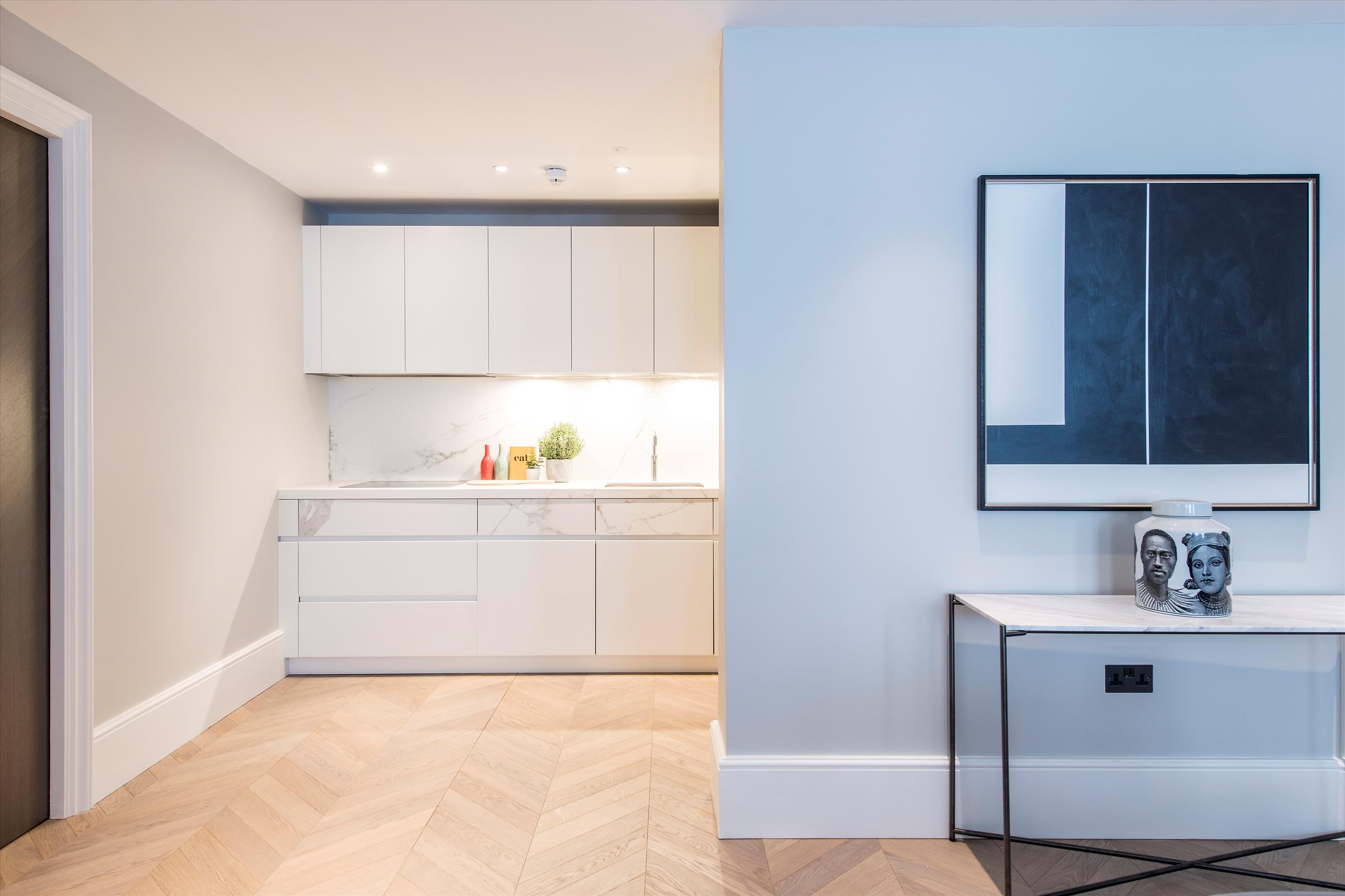 2 bedroom flat for sale 0