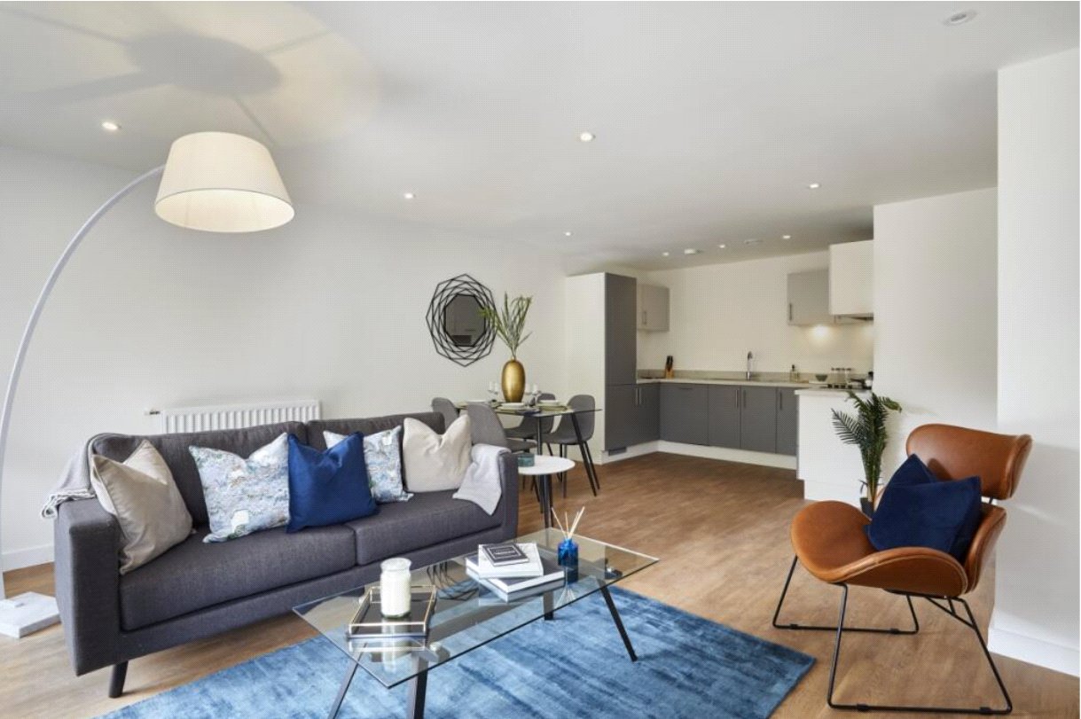 100,, Baylis Road, London photo 2