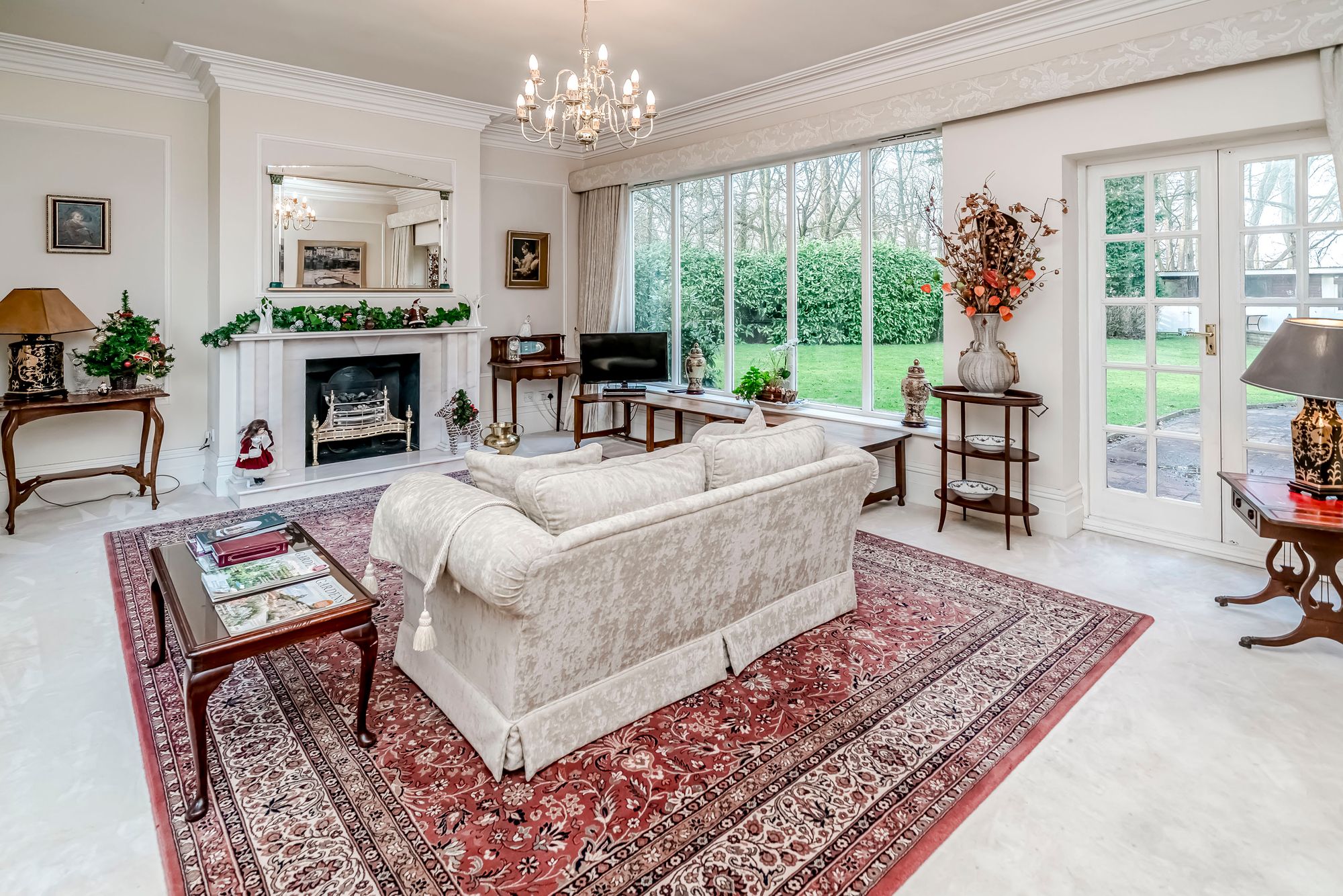 4 bedroom detached house for sale 0