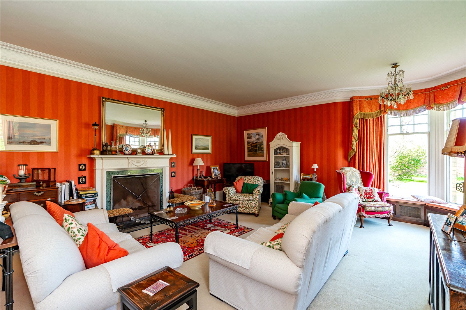 6 bedroom detached house for sale 0