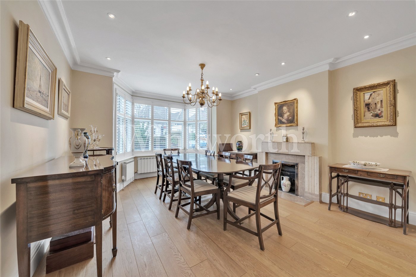 4 bedroom semi-detached house for sale 0